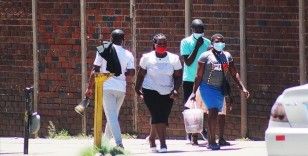 Güney Afrika'da maske takma zorunluluğu sona erdi