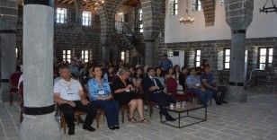'Geleneksel Mimaride Malzeme ve Yapım Teknikleri' konulu çalıştay düzenlendi