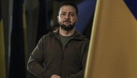 Zelenskiy: Rus güçleri Kremençuk'ta 1000'den fazla sivilin bulunduğu alışveriş merkezini vurdu