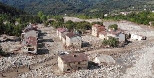 Sel teyakkuzu: 3 köy boşaltıldı , 25 kişi yurda yerleştirildi