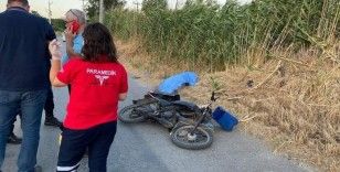 Devrilen motosikletin 73 yaşındaki sürücüsü hayatını kaybetti