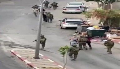 İsrail güçleri, 40 Filistinliyi gözaltına aldı