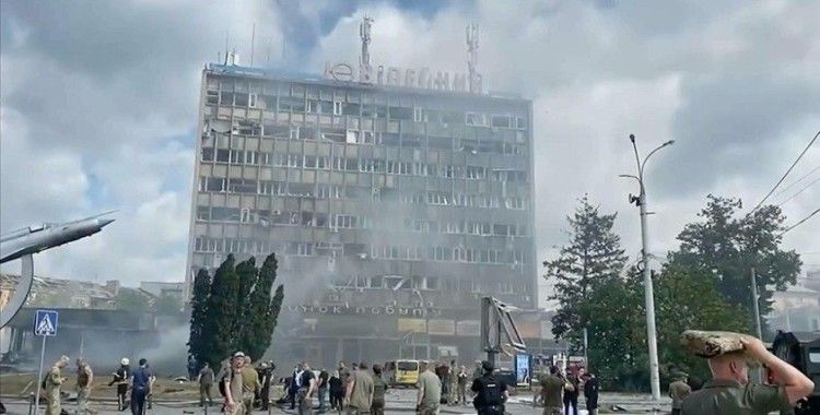 Rusya'nın Vinnıtsya kentine düzenlediği füze saldırısında 8 kişi hayatını kaybetti
