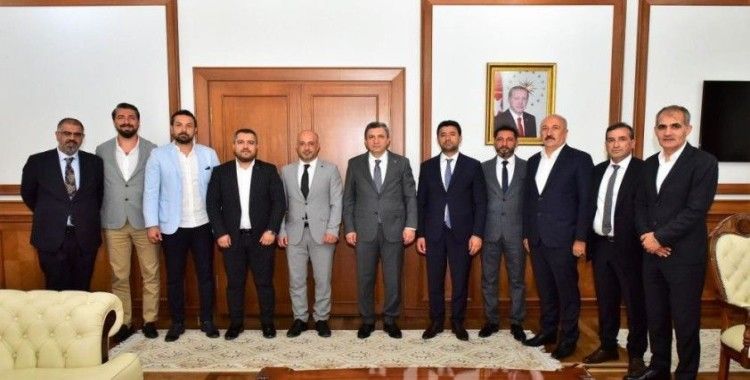 Yeni Malatyaspor Başkanı Hacı Ahmet Yaman'dan, Vali Şahin'e ziyaret