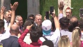 Cumhurbaşkanı Erdoğan, Cuma namazı için Eyüpsultan Camii’ne geldi