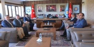 Diyarbakır Valisi Ali İhsan Su, Dicle Üniversitesi Rektörünü ziyaret etti