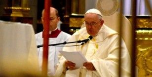 Papa, Kanada'da kilise okullarında yerlilere yapılanları 'soykırım' olarak tanımladı