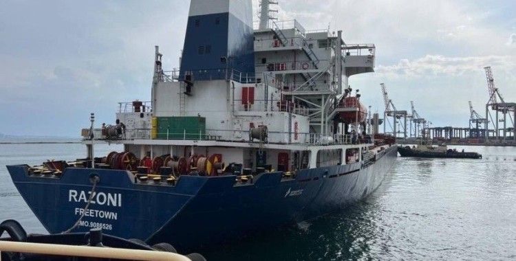Ukrayna’dan çıkan ilk tahıl yüklü gemi “Razoni” İstanbul açıklarına ulaştı