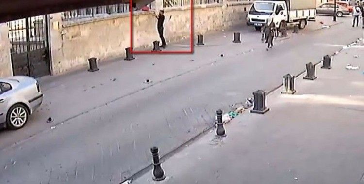 Sinagogdan 600 bin lira değerinde el yazması iki Tevrat’ı çalan hırsızlar tutuklandı