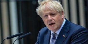 İngiltere Başbakanı hayat pahalılığına karşı kamu desteklerinin yetersiz kaldığını kabul etti