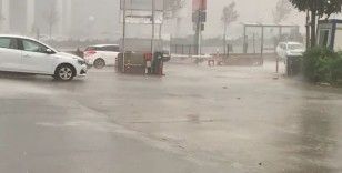 Ankara'da sağanak ve fırtına etkili olmaya devam ediyor