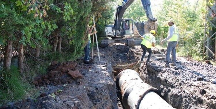Şile'de İSKİ'nin kazı çalışması sırasında doğal gaz borusu patladı