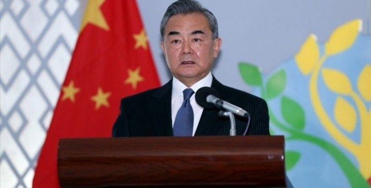 Çin Dışişleri Bakanı Vang, Japonya'ya "ekonomik bağların koparılmaması" mesajı verdi