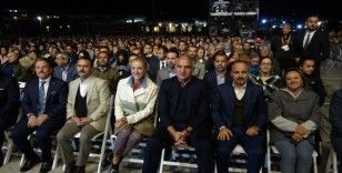 Bakan Ersoy, ‘Senfoni ile Nejat Ertaş Türküleri’ konserine katıldı