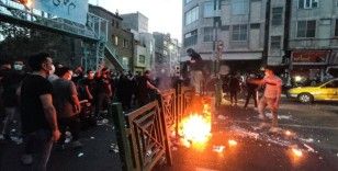 BM, İran'da protestoculara yönelik şiddete tepki gösterdi