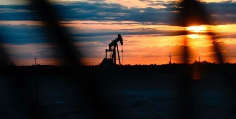 Petrol hırsızlığı ve sabotajlar, Afrika'nın petrol devi Nijerya'nın ekonomisini vuruyor