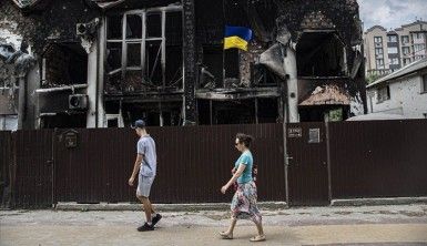 Rusya Ukrayna'nın askeri idare ve enerji sistemi tesislerine bombardımana devam edildi