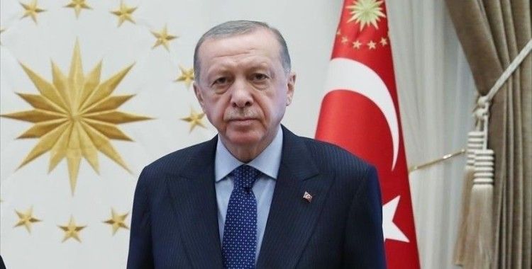 Cumhurbaşkanı Erdoğan şehit babasına başsağlığı diledi