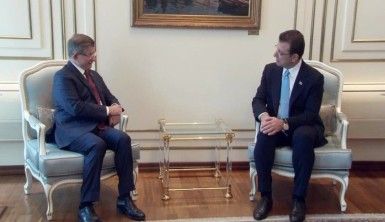 Gelecek Partisi Genel Başkanı Davutoğlu'ndan İmamoğlu'na ziyaret