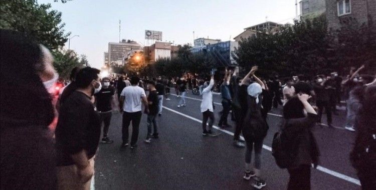 İran'daki kentler ve üniversitelerde protestolar devam etti
