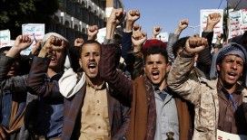 İran’da göstericiler 2019'daki akaryakıt zammı protestolarının yıl dönümünde sokaklara çıktı