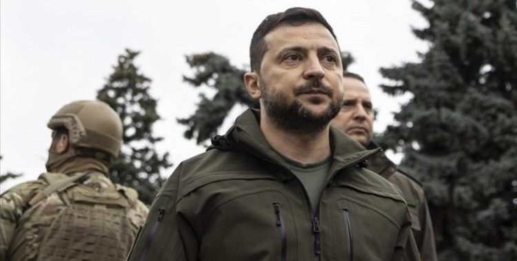 Zelenskiy: NATO'nun topraklarına füze fırlatılması ortak güvenliğe yönelik bir Rus saldırısıdır