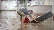 Şiddetli yağış hayatı olumsuz etkiledi, vatandaşlar evlerde mahsur kaldı