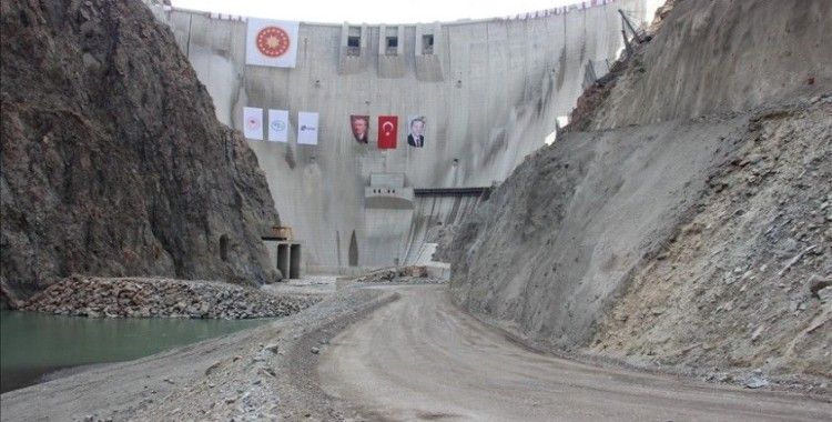 Enerji ve Tabii Kaynaklar Bakanı Dönmez: Yusufeli Barajı ekonomimize yaklaşık 5 milyar liralık katkı sağlayacak