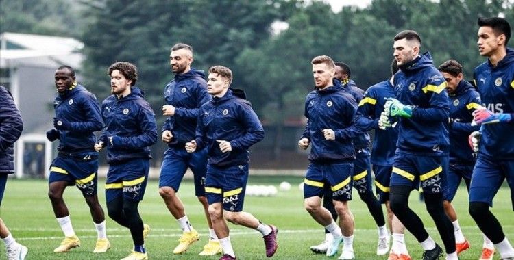 Fenerbahçe'de ligin ikinci bölümünün hazırlıkları sürüyor
