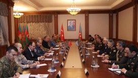 Milli Savunma Bakanı Akar, Azerbaycan Savunma Bakanı Orgeneral Hasanov ile görüştü
