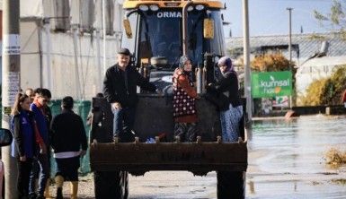 Kumluca'da sel felaketi vatandaşı evsiz ve serasız bıraktı