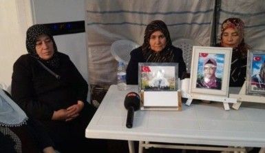 Diyarbakır annelerinden çocuklarına teslim olun çağrısı