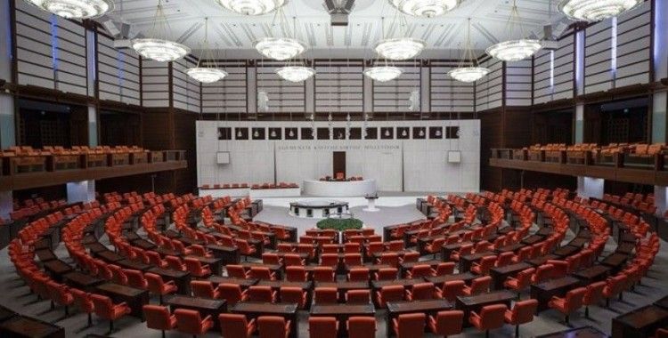 Meclis'ten tatil kararı: EYT 2023'e kaldı