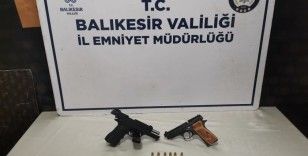 Balıkesir'de polis ve jandarmadan 54 şahsa operasyon