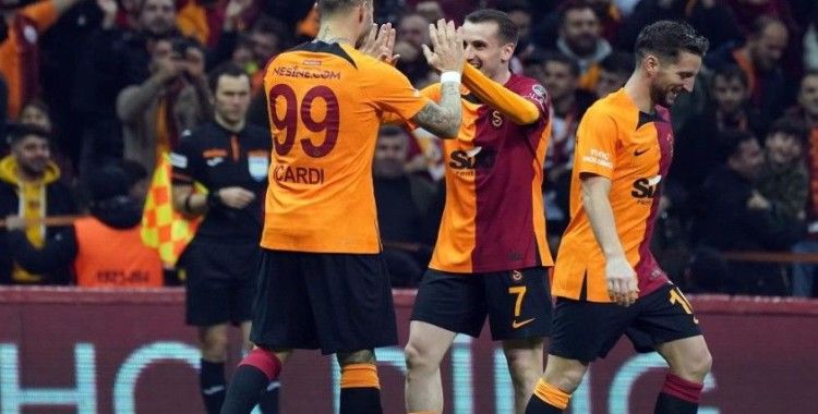Galatasaray'dan üst üste 12. galibiyet