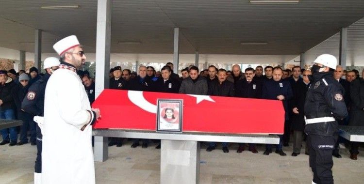 Kocası tarafından öldürülen kadın polis, Malatya'da defnedildi