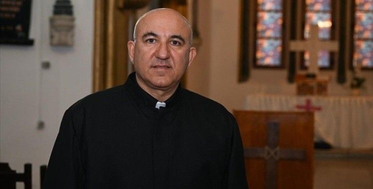 Protestan Baptist Kiliseler Türkiye Başpiskoposu Çevik, İsveç'te Kur'an-ı Kerim yakılmasını kınadı