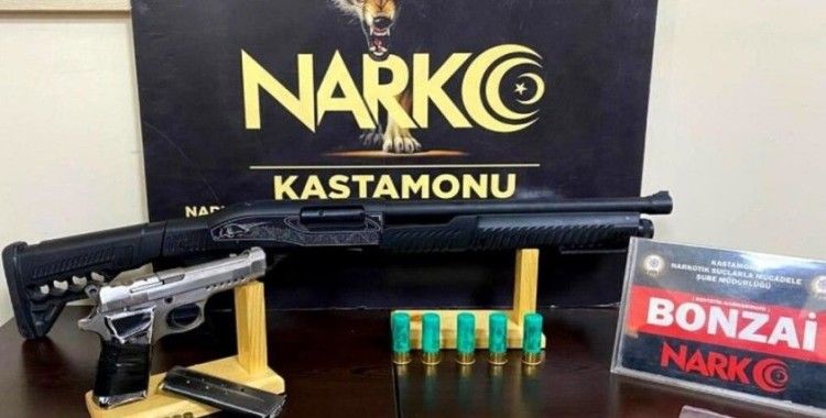 Kastamonu'da uyuşturucu ve kaçak silah ele geçirildi: 1 gözaltı