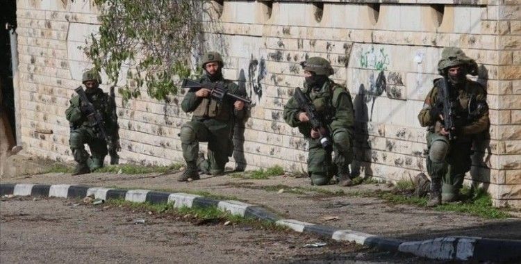 İsrail güçleri işgal altındaki Batı Şeria'da 4 Filistinliyi yaraladı
