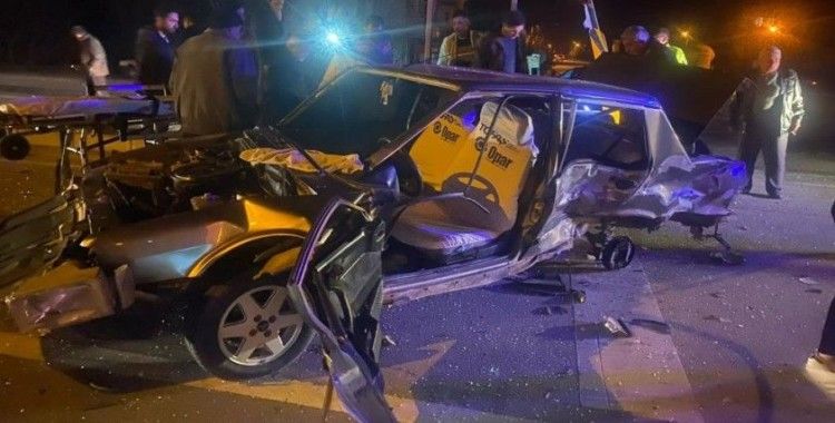 Burdur'da trafik kazası: 1 ölü, 6 yaralı