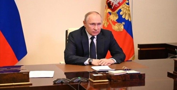 Putin, Güvenlik Konseyi ile terörle mücadeleyi görüştü