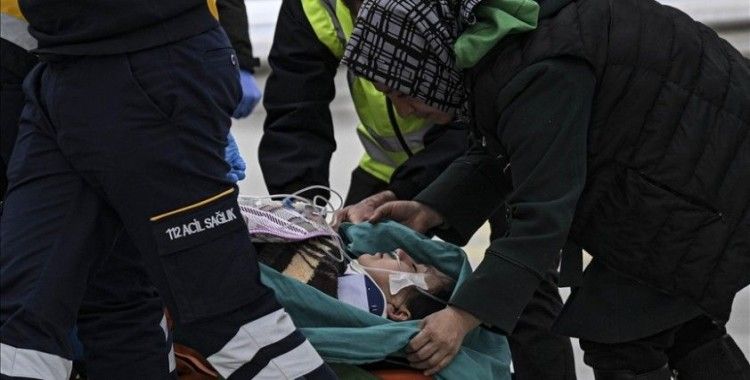 Kahramanmaraş'ta depremin 248. saatinde kurtarılan Aleyna, Ankara'da tedavi altına alındı
