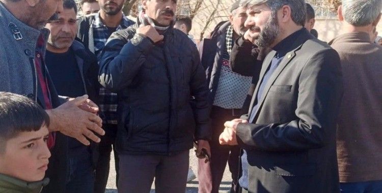 HÜDA PAR Diyarbakır İl Başkanı Dinç depremin vurduğu Hani ilçesini ziyaret etti