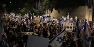 İsrail'de Netanyahu hükümetine karşı 'sivil itaatsizlik günü' gösterileri başladı