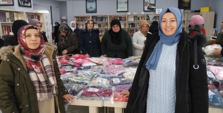 Çankırılı kadınlar yaptıkları el işi giysi ve oyuncakları deprem bölgesine gönderdi