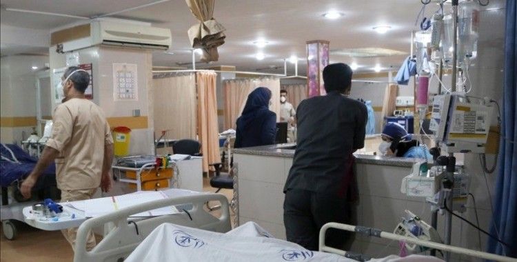 İran'ın Huzistan eyaletinde çok sayıda kız öğrencinin zehirlendiği açıklandı