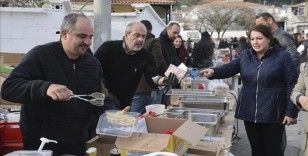 Batı Trakya'da Türkiye'deki depremzedeler için kermes