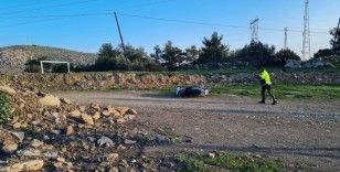 Motosikletin yanında ölü bulundu