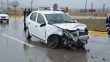 3 aracın karıştığı kazada 4 kişi yaralandı