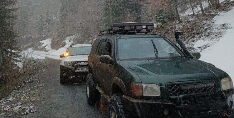 Karın tadını off-road yaparak çıkardılar